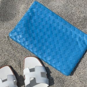 BOTTEGA VENETA Intreccio Zippered Pouch In Blue Max